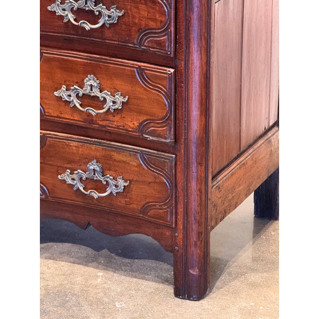 Brown 18th Century French Walnut Commode For Sale - Image 8 of 9