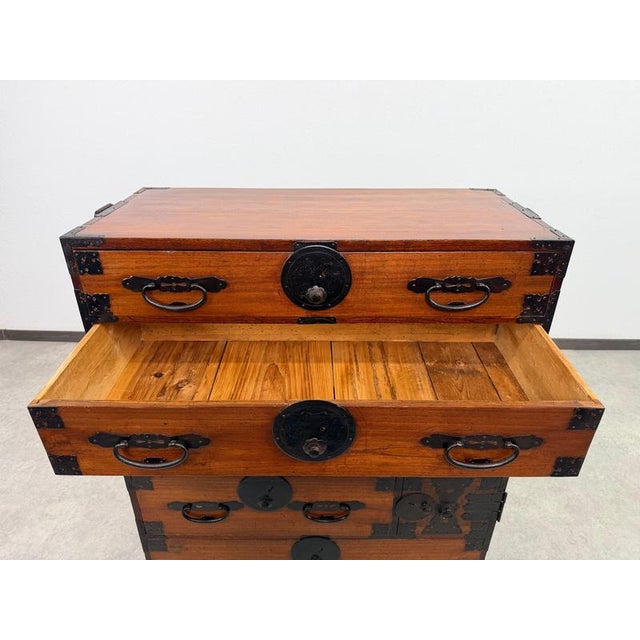 Antique Japanese Meiji 2-Body Kasane Isho-Dansu Clothing Chest, 1890s For Sale - Image 11 of 18