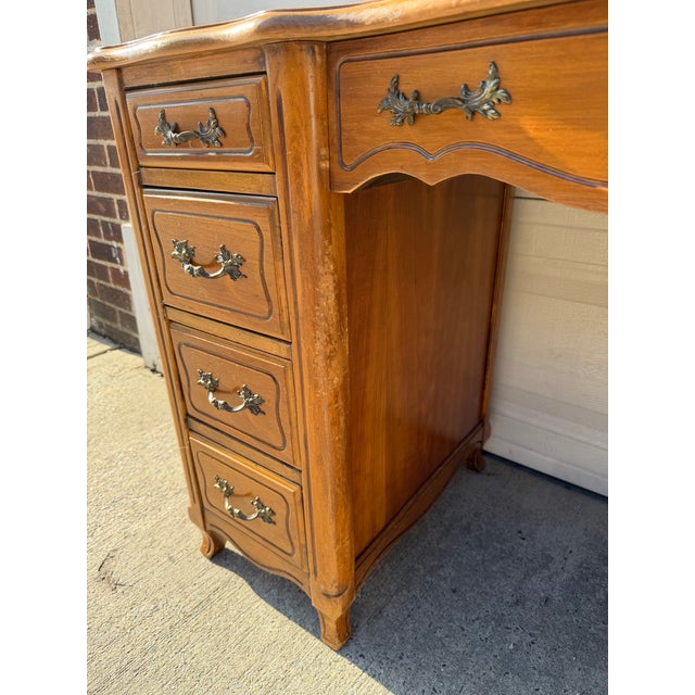 Mid 20th Century Vintage French Provincial Writing Desk With Leather Inset Top, Cabriole Legs & Brass Hardware For Sale - Image 5 of 12