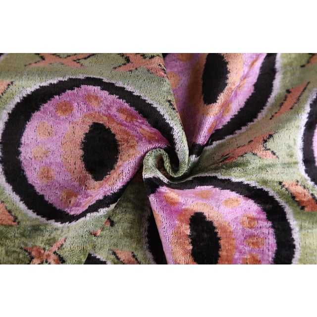 Handmade Velvet Pillow With Insert – Sage Green & Lilac Circle Motif, 16x24" For Sale - Image 4 of 8