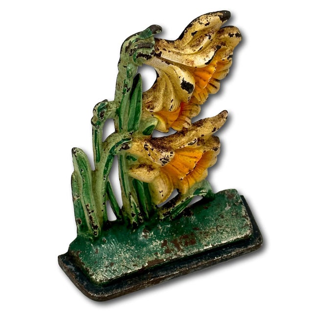 Persimmon Vintage 1930s Hubley Manufacturing Co. Model #453 Cast Iron "Jonquils" Flower Doorstop With Nice Colors For Sale - Image 8 of 12