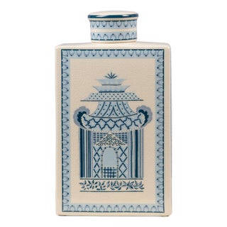 Winterthur for Port 68 Pagoda Garden Blue Medium Jar For Sale