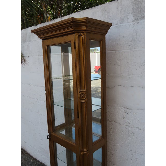 Gold Hollywood Regency Tall Narrow Antique Gold Display Shelf Cabinet 6245 For Sale - Image 8 of 18