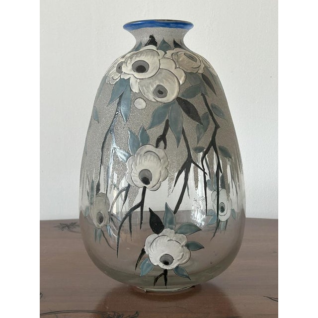 Adrien Mazoyer (1887-1950) - Egg-shaped vase, France circa 1930 Egg-shaped vase with a small flared neck in blown glass...