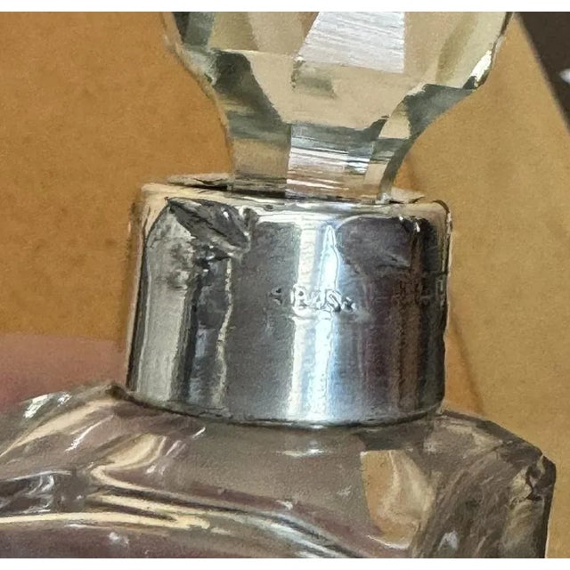 Antique Sterling Silver Perfume Bottle in Cut Crystal from Henry Perkins & Sons, 1905 For Sale - Image 10 of 11