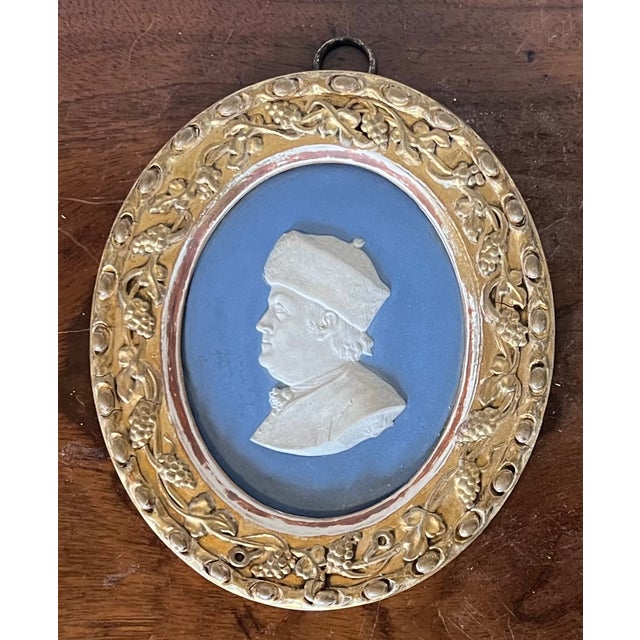 American Antique 18th Century Wedgwood Portrait Medallion Plaque - Bust of Benjamin Franklin Circa 1780 For Sale - Image 3 of 15