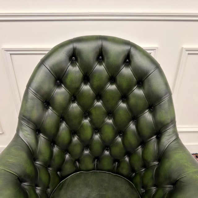 English Classic Green Chesterfield Director's Chair For Sale - Image 5 of 8