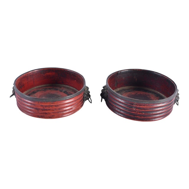 Antique Early 19th Century English Regency Red Cinnabar Lacquer Wine Bottle Decanter Coasters With Lion Mask Handles & Sheffield Rims 1810 - a Pair For Sale