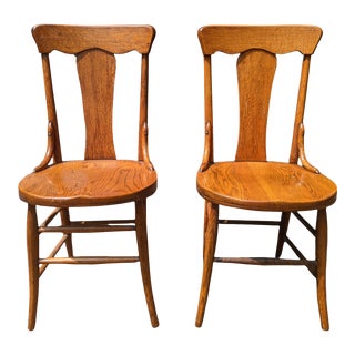 Early 20th Century Tiger Oak Fiddleback Dining Chairs- a Pair For Sale