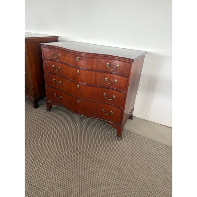 Matched Pair of Georgian Mahogany Serpentine Chests, One Signed Joseph Rawson of Providence, Circa 1790-1810 For Sale - Image 12 of 12