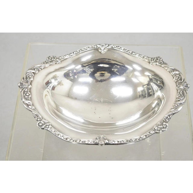 Vintage Sheridan Victorian Style Silver Plated Footed Scalloped Oval Fruit Bowl For Sale - Image 4 of 12