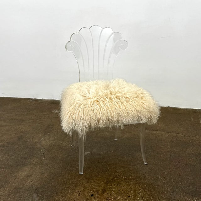 Elsie de Wolfe revolutionized interior design, earning recognition as the profession's founder. By the early 1900s, she...