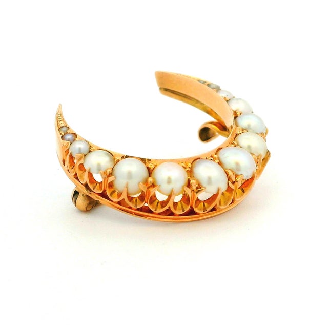 Antique Victorian 15k Gold Pearl Crescent Moon Brooch For Sale - Image 4 of 15