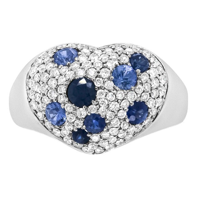 18K White Gold Blue Sapphire and 5/8 Cttw Diamond Cluster Heart Shaped Ring (F-G Color, VS1-VS2 Clarity) - Size 7.5 For Sale