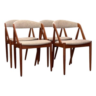 Model 31 Dining Chairs from Schou Andersen, 1960s, Set of 4 For Sale