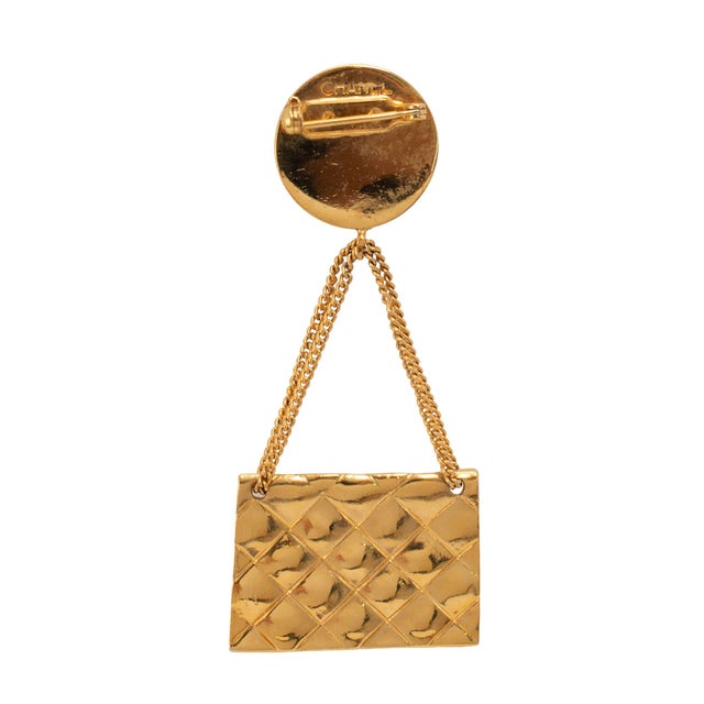 Late 20th Century Vintage Chanel Gold Plated Hanging Flap Bag Motif Pin Brooch For Sale - Image 5 of 8