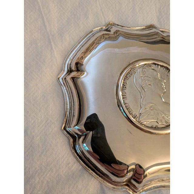 Early 20th Century Sterling Silver Small Dish Tray With Maria Theresa Thaler For Sale - Image 9 of 14