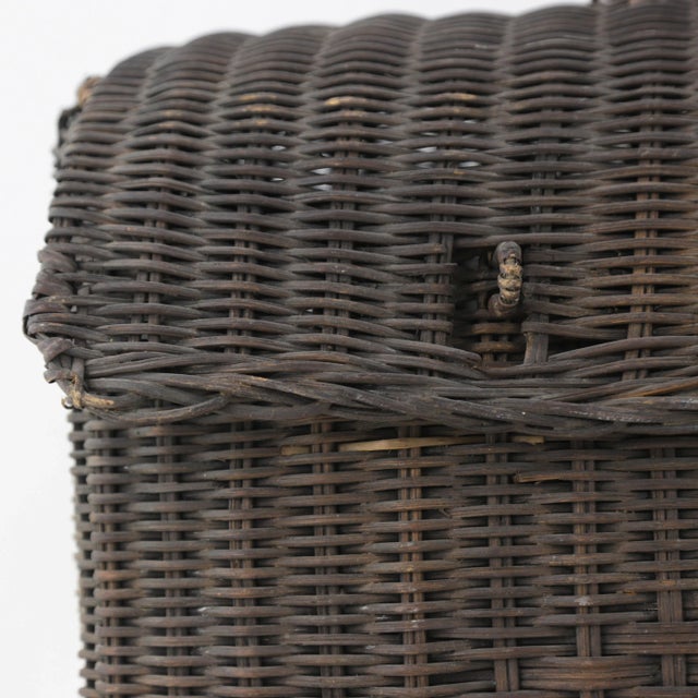 Vintage Woven Rattan Picnic Basket With Handle & Lid – Handwoven Storage & Décor For Sale - Image 10 of 11