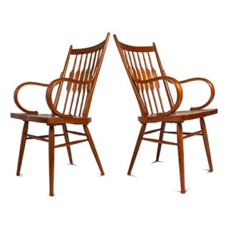 Set of Two (2) Mid-Century Modern Windsor Centennial Chairs in Solid Walnut Attributed to Kipp Stewart for Drexel, Usa, C. 1960's For Sale