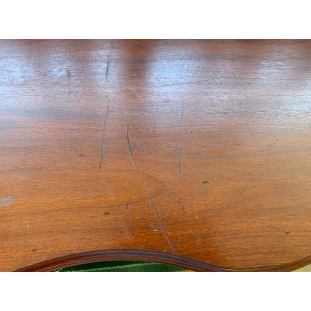 Late 20th Century Serpentine Front Chippendale Style Chest For Sale In New York - Image 6 of 14