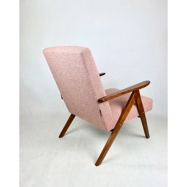 Green Vintage B-310 VAR Armchair in Pink Bouclé, 1970s For Sale - Image 8 of 13