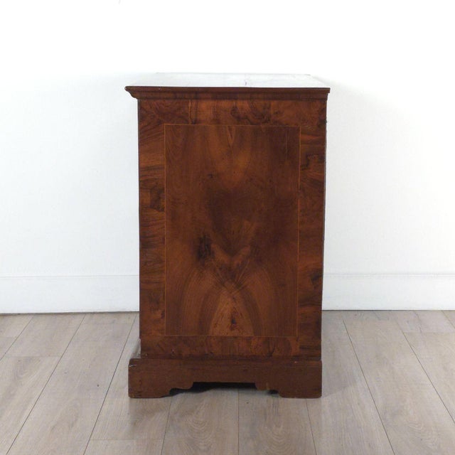 Queen Anne Chest of Drawers, England Circa 1710 For Sale - Image 4 of 12