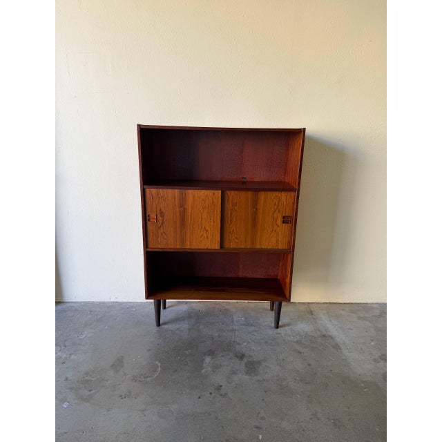Vintage Danish Rosewood Bookcase – Mid-Century Modern Cabinet – Denmark, 1960s For Sale In Los Angeles - Image 6 of 10