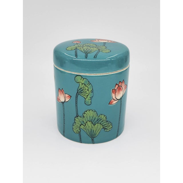 Hand-Painted Lotus Ceramic Bathroom Vanity Set 6 Pieces in Turquoise Glaze For Sale - Image 4 of 9