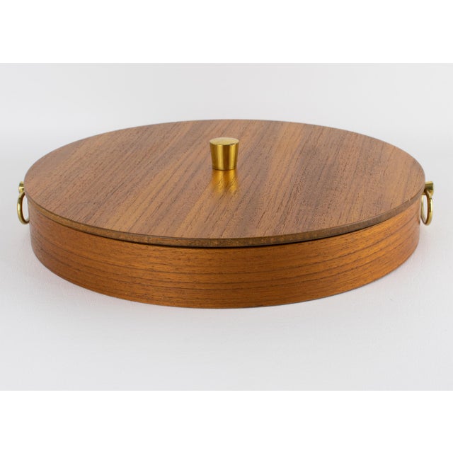 Mid-Century Modern Scandinavian Teak Serving Tray Box, circa 1960 For Sale In Atlanta - Image 6 of 14