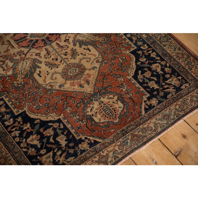 Shabby Chic Vintage Farahan Sarouk Rug - 3'3" x 4'8" For Sale - Image 3 of 13
