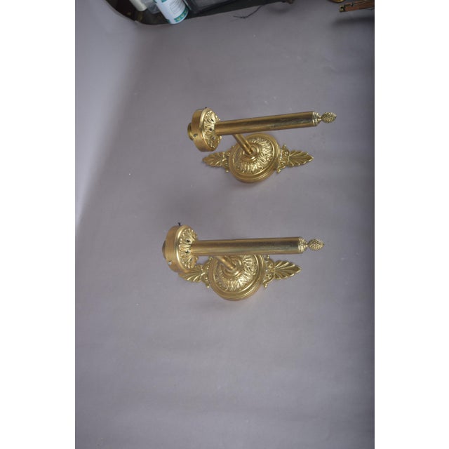 Metal Brass Wall Sconces with Ornate Round Backplates and Pineapple Finials, 1950s, Set of 2 For Sale - Image 7 of 9