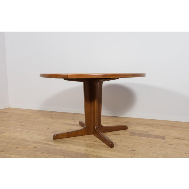 Mid-Century Modern Round Extending Dining Table in Teak, Denmark, 1960s For Sale - Image 4 of 18