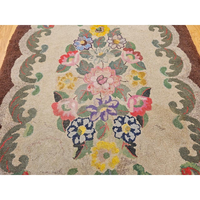 Vintage American Hand Hooked Rug, Wool & Cotton, Floral Pattern, Folk Art Tapestry, 3x5 For Sale - Image 11 of 15