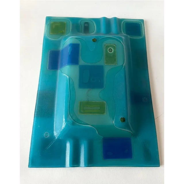 Michael and Frances Higgins 1960s Frances and Michael Higgins American Modernist Layered Blue Glass Tray For Sale - Image 4 of 5