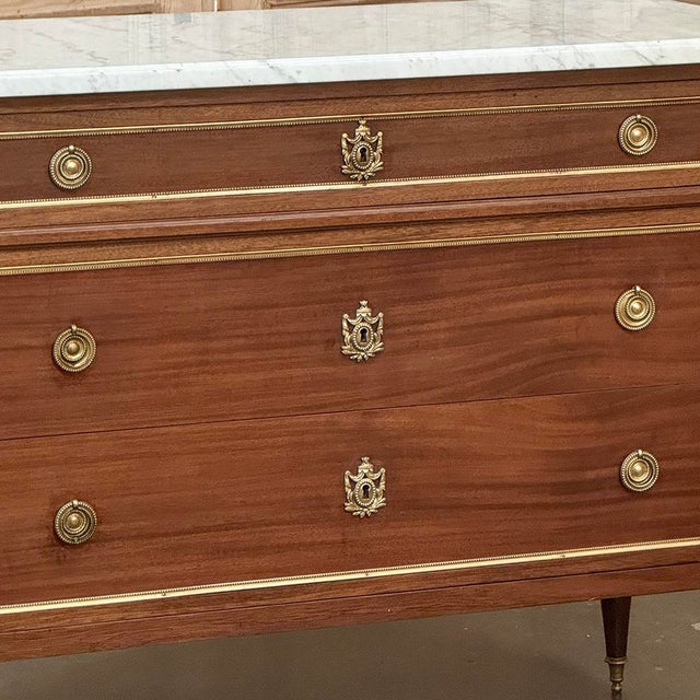 Antique French Louis XVI Mahogany Secretary ~ Commode With Carrara Marble For Sale In Dallas - Image 6 of 15