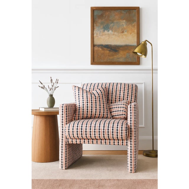 This rare lounge chair by Milo Baughman for Directional represents the refined sophistication of American modernism in the...