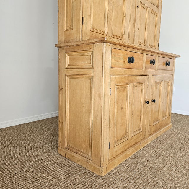 Beige Antique English Pine Housekeeper's Cupboard - Circa 1880 For Sale - Image 8 of 15