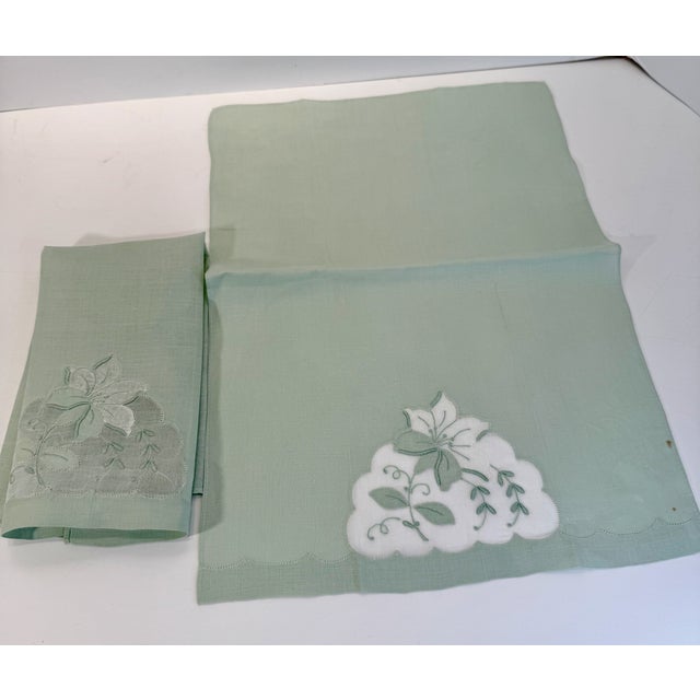 Pair Vintage Pale Pistachio Madeira Linen & Organza Fingertip Towels For Sale - Image 11 of 17