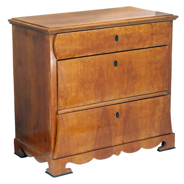 Wood Antique German Biedermeier Honey Toned Maple Chest of Drawers For Sale - Image 7 of 7