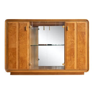 1960s Vintage American of Martinsville Art Deco Style Lighted Mirrored and Burlwood Bar Cabinet For Sale