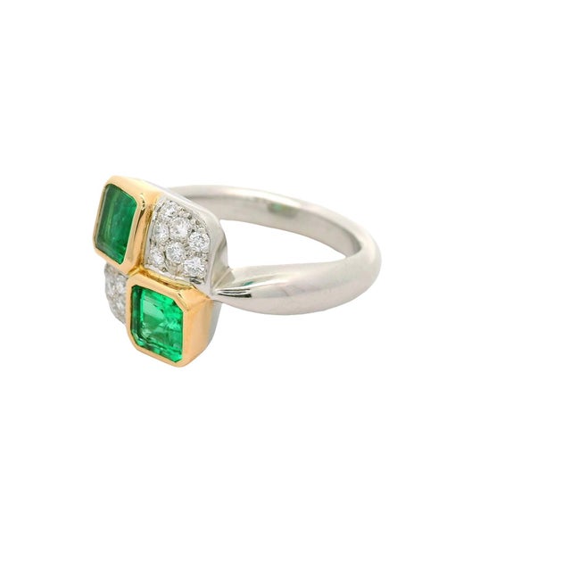 Early 21st Century Emerald Diamond Platinum & 18k Yellow Gold Ring, Size 6 For Sale - Image 5 of 6