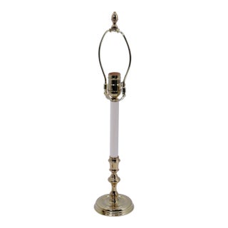 1980s Virginia Metalcrafters Colonial Williamsburg Brass Lamp For Sale
