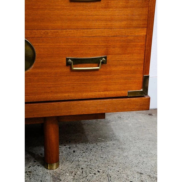 Wood 1960s Mid Century Modern Credenza Bench Hutch Cabinet Dresser Teak Renzo Rutili MCM, Attributed For Sale - Image 7 of 12