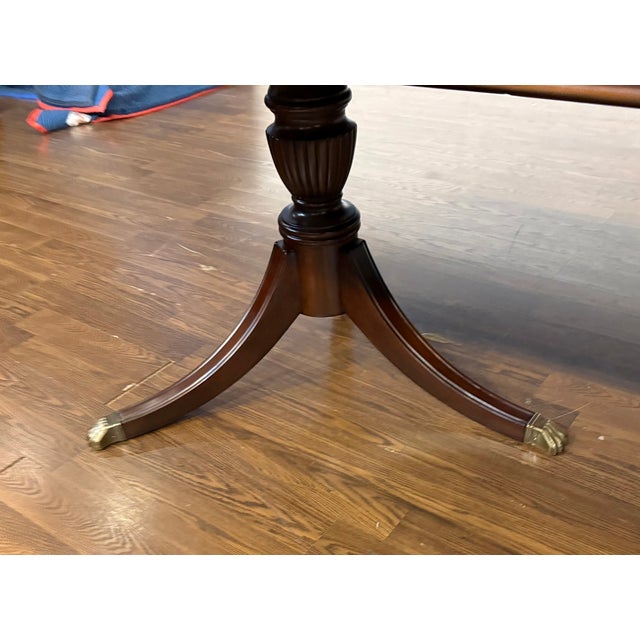 Traditional Multi-Banded Georgian Style Mahogany Dining Table by Leighton Hall - Showroom Sample For Sale - Image 13 of 16