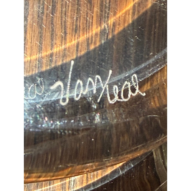 Van Teal Postmodern Etched Lucite Table Lamp, Usa, C. 1980s For Sale - Image 12 of 12