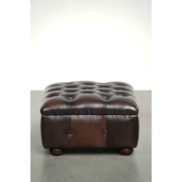 1990s English Chesterfield Cowhide Ottoman with Colors For Sale - Image 5 of 10