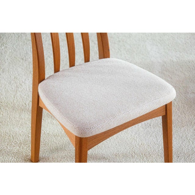 Mid 20th Century Benny Linden Set of 4 Teak Dining Chairs For Sale - Image 5 of 7