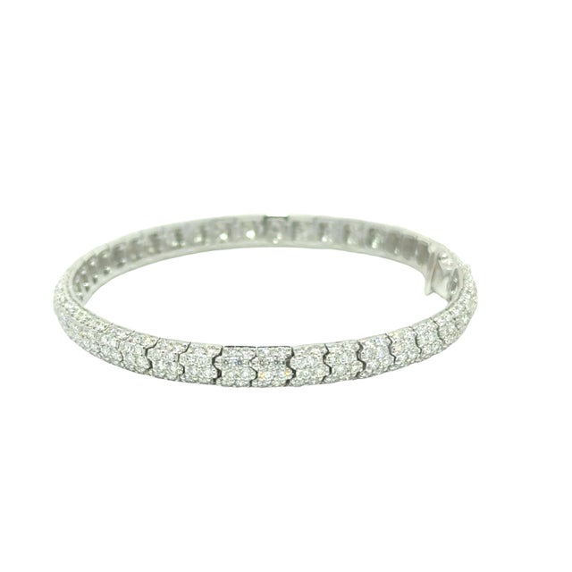 Contemporary Diamond 18k White Gold Pave Eternity Bracelet For Sale - Image 3 of 6