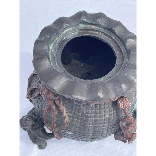 Bronze Mid 19th Century Bronze Incense Burner Money Bag Supported by 3 Men For Sale - Image 8 of 13