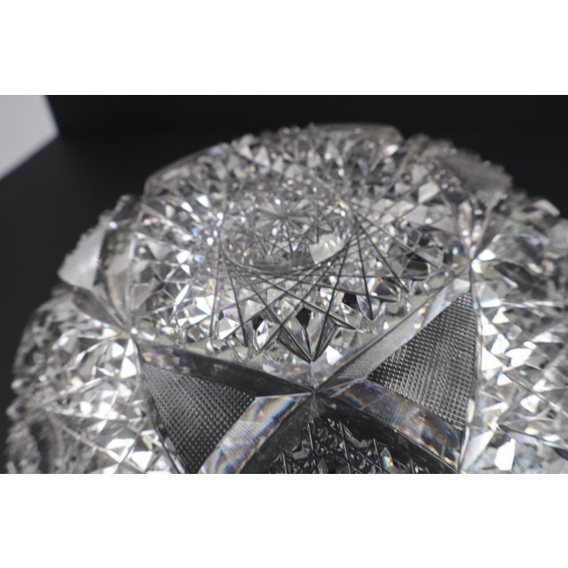 Glass American Brilliant Period Cut Crystal Bowl – 10” Sawtooth Rim, Deep Hobstar & Strawberry Diamond Cutting, C. 1900–1915 For Sale - Image 7 of 9